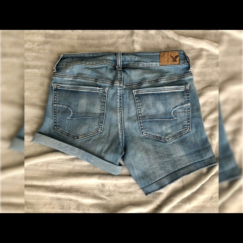 AE Shorts - Picture 3 of 3
